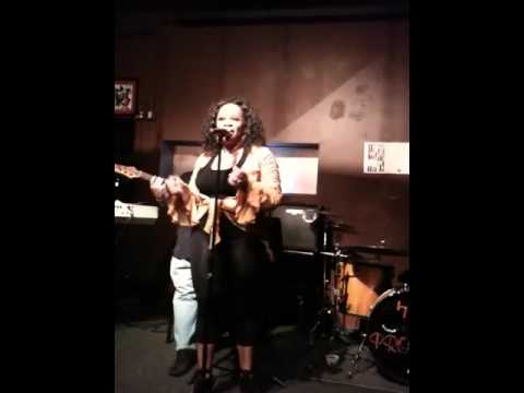 Nichelle Mungo live @ Slade's