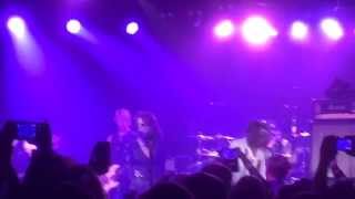 Hollywood Vampires - 5 to 1/Break On Through at the Roxy (The Doors medley)