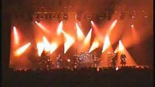 Red Hot Chilli Pipers Live - Crooked Bridge