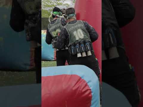 Paintball Player Making Moves!
