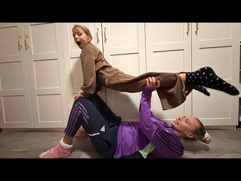 Yoga Challenge with Aleyna 😂 l Annamiltina