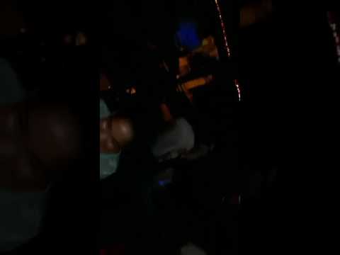 Yo me rove el chouw jajajja. Miren y rian un poco  de este maldito loco