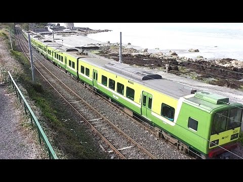 IE 8520 Class Dart Train number 8630 - Salthill & Monkstown, Dublin