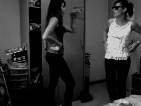 Lauren et Romy qui danse sur Disiz la peste. Génial.