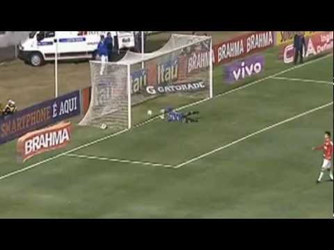 Corinthians 1 X 1 Portuguesa Gol Douglas Golaço 13/10/12 Portuguesa 1 X 1 Corinthians 13/10/2012