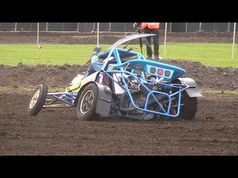 NK autocross Veulen 2014: zware crash sprint 2000