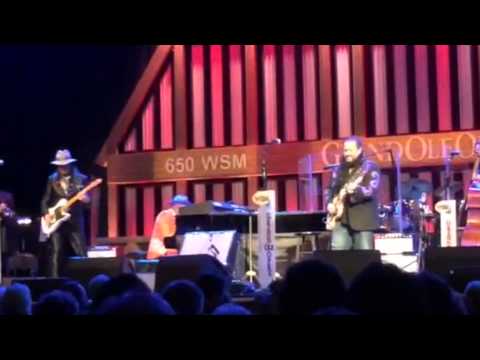 The Mavericks at Grand Ole Opry (2014)