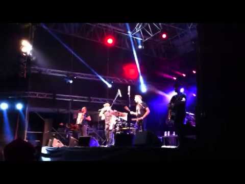 7 Vizi Capitale   Piotta & il Muro del Canto