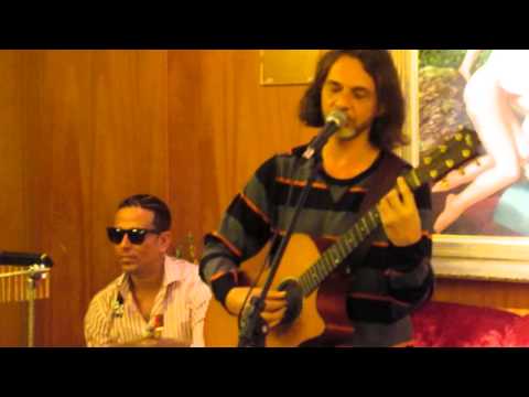 MARCOS ASSUMPÇÃO  CANTA CHICO BUARQUE  FADO, TROPICAL