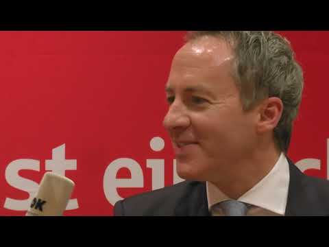 Wasser oder Woi: Spendenübergabe der Sparkassensitftung