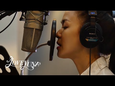 Video thumbnail for 안녕 (Goodbye)