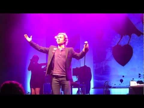 Darren Hayes Bloodstained Heart - Live Forum Theatre 2011