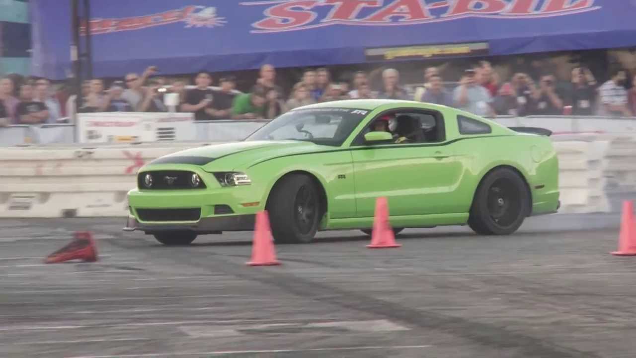 RC auto HPI E10 Ford Mustang