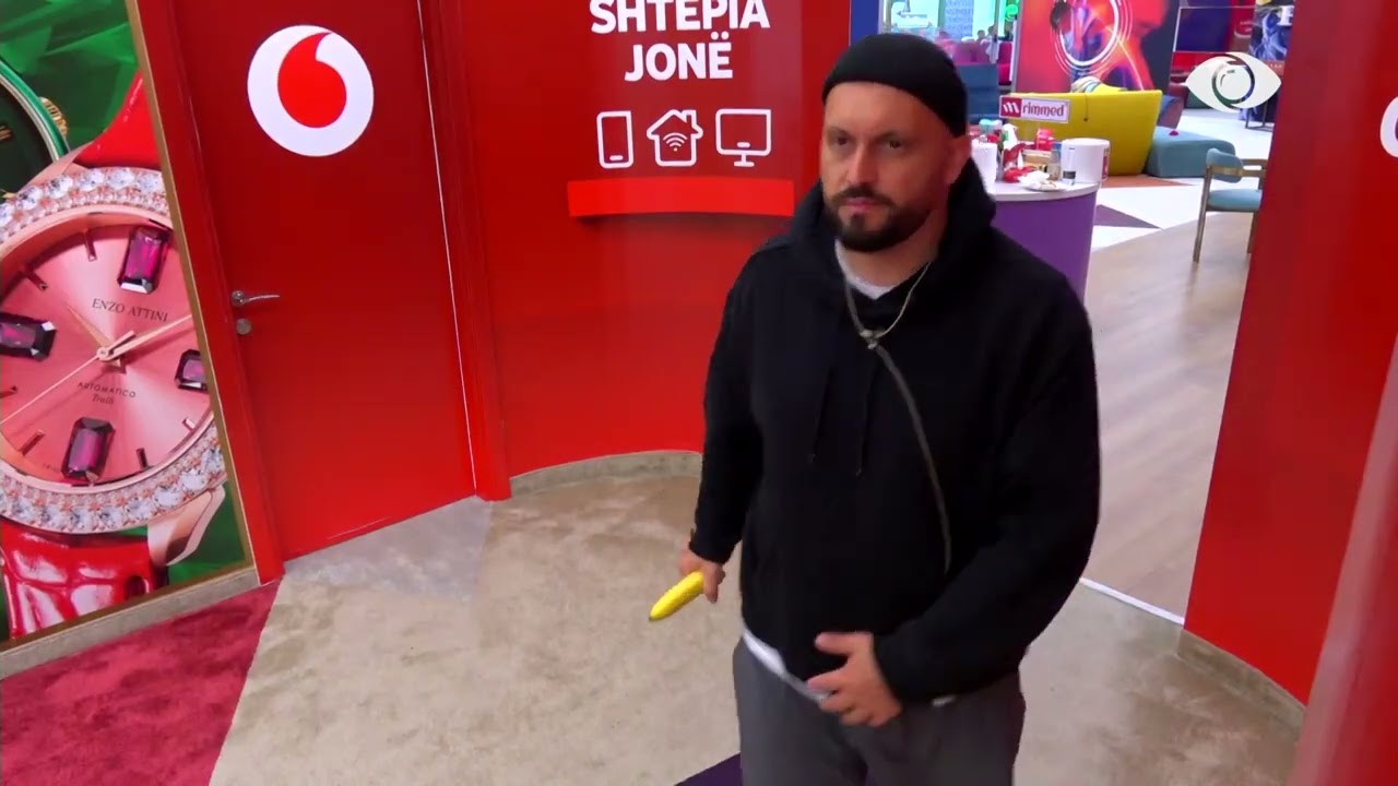 Roza: Kjo që kishte frikë nga ty…/ Liami: Ajo është fallco