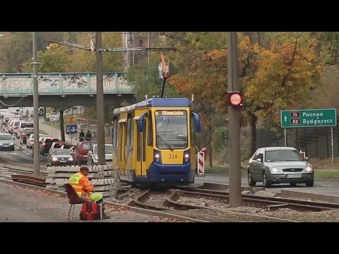 Toruń, Wahadło na jednotorze / Shuttle tram traffic in Torun, Poland - TP03