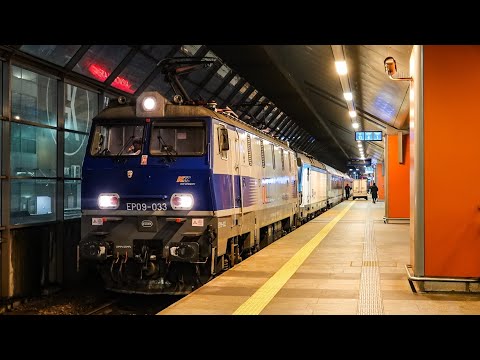 PKPIC EP09, EP09-033 + failed vectron departing Kraków Główny