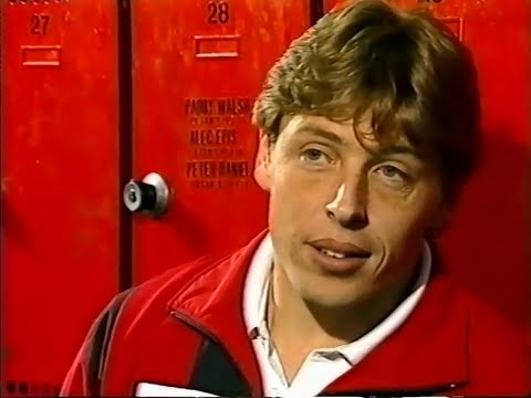 AFL FOOTBALL   Essendon Bomber Blitz, 1993 A Year of Triumph