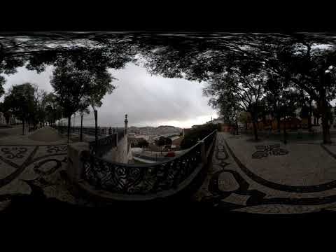 Nascer do sol em Lisboa a partir do Miradouro de São Pedro de Alcântara