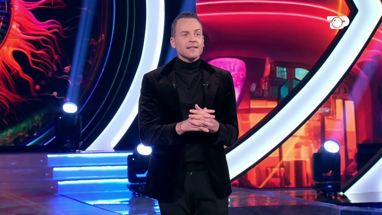 Stenaldo lë përkohësisht shtëpinë e “Big Brother VIP”, largohet me makinë për surprizën e mbrëmjes