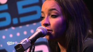 Tinashe - Bated Breath (Live 95.5&#39;s Skype Live Studio)