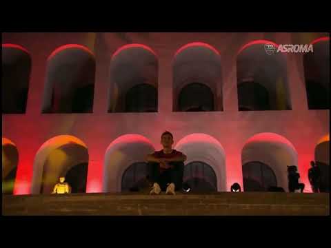 AS Roma unveils Paulo Dybala as new signing, in front of their fans 🟡🔴 🇦🇷