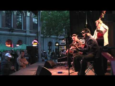 Het Rosenberg trio op de Grote Markt in Schiedam HD