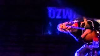 Everybody Else Can Kiss My Ass - Sunny Sweeney