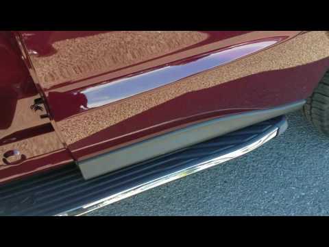 Running boards accessory for the 2017 Acura RDX. MS