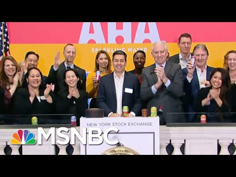 華爾街對冠狀病毒的恐懼籠罩著股市，股市暴跌，哈莉-傑克遜 - MSNBC-------。 (Stock Market Plunges As Coronavirus Fears Grip Wall Street | Hallie Jackson | MSNBC)