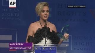 Perry: "I prayed the gay away at my Jesus Camps"