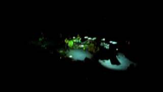 Hot Chelle Rae perfoming Bushes