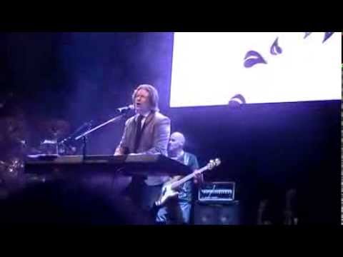 Videoclip de Sellado Con un Beso — Miguel Mateos