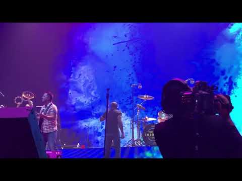 Hootie and the Blowfish State Your Peace Walmart AMP Rogers Arkansas