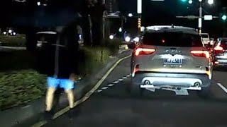 我家孩子很乖，在走去上班的路上都有拿錢回家~