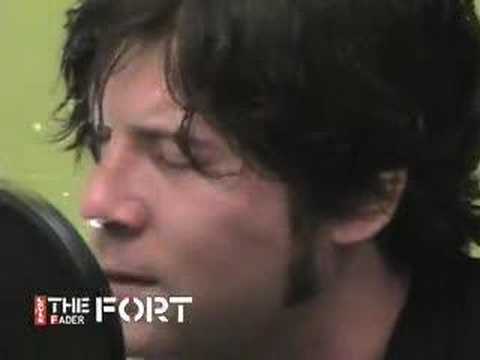 Ed Harcourt - "Shadowboxing" (Tripwire Acoustic Session)