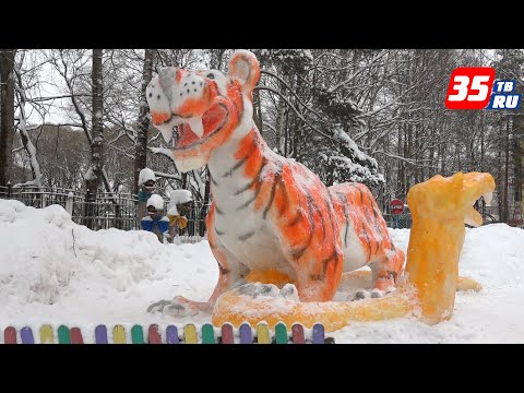 Снежный ангел, Снегурочка и тигр поселились возле детского сада № 66 в Вологде