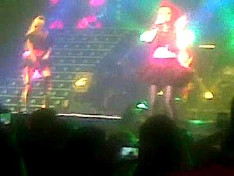 Cher Lloyd singing Girlfriend