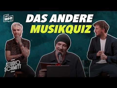 Torsten Sträter erzählt Songinhalte | Studio Schmitt