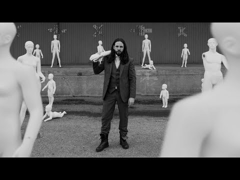 BRAV - Brav Against the Machine ( Clip officiel )