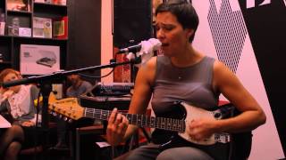 Laetitia Sadier - Then I Will Love You Again Live au Walrus (Froggy's Live)