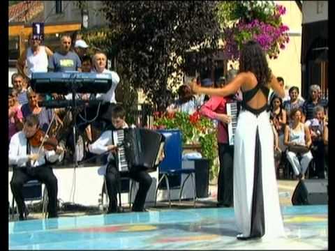 Časlav Ljubenović i  Aleksandra Dabić - Udade se Jagodo