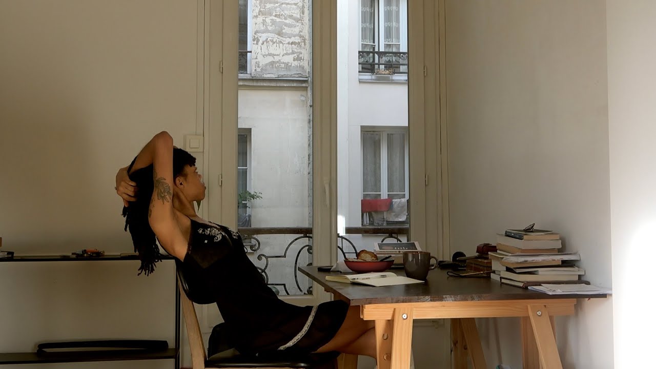 moving into my paris studio apartment