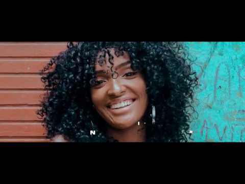 Mc Lipi feat. DucxNiiko - Dona da Favela (Lyric Oficial) DJ CK