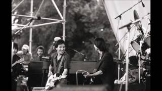 Jackson Browne and Bruce Springsteen - Sweet Little Sixteen (Live 1989)