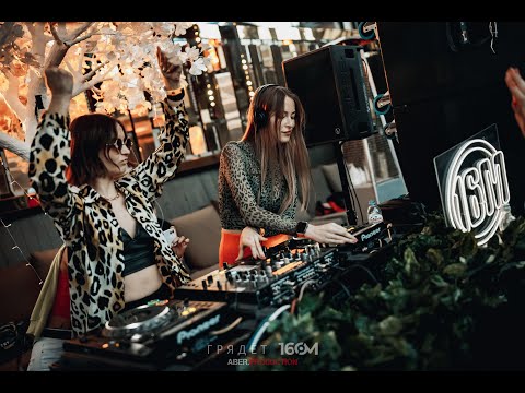 Natasha Wax & Sony Vibe - Fantomas Rooftop (Melodic Techno & Tech House Mix)