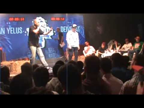 DANYELUS vs DEIVBEAT 4tos del FINAL RED BULL BATALLA DE LOS GALLOS ARGENTINA 2013