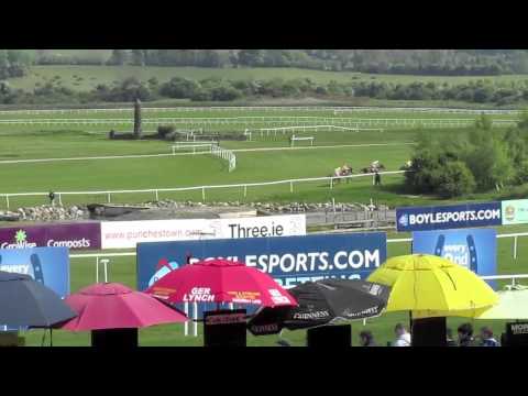 Jockey gets lost during race!