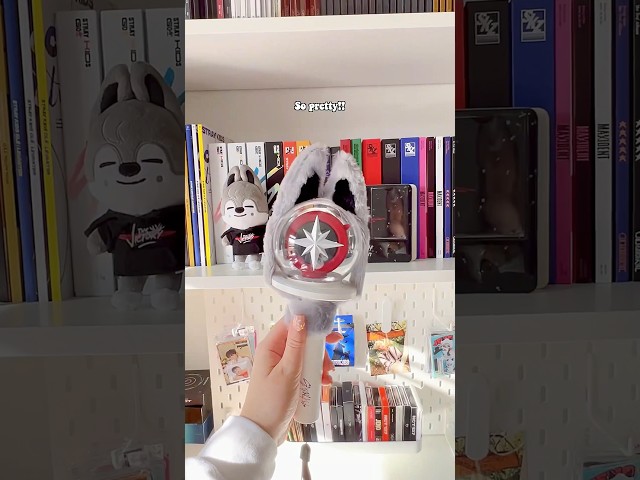 Vídeo relacionado con 1 par guantes sin dedos Stray Kids SKZ merch suaves cómodos, kpop merchandise, guerreras kpop