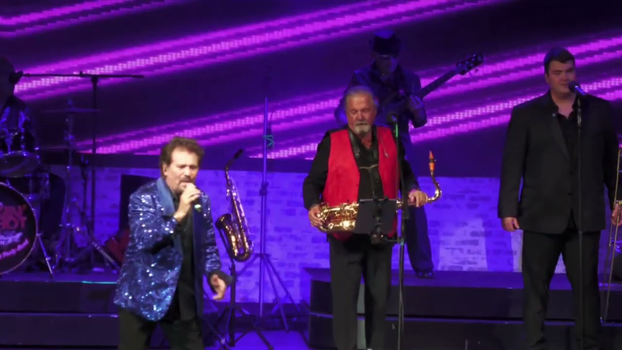 Promotional video thumbnail 2 for Gary Lowder & Smokin’ Hot