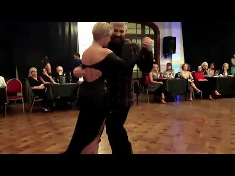 Claudio González y Aurora Lubiz bailan Paisaje